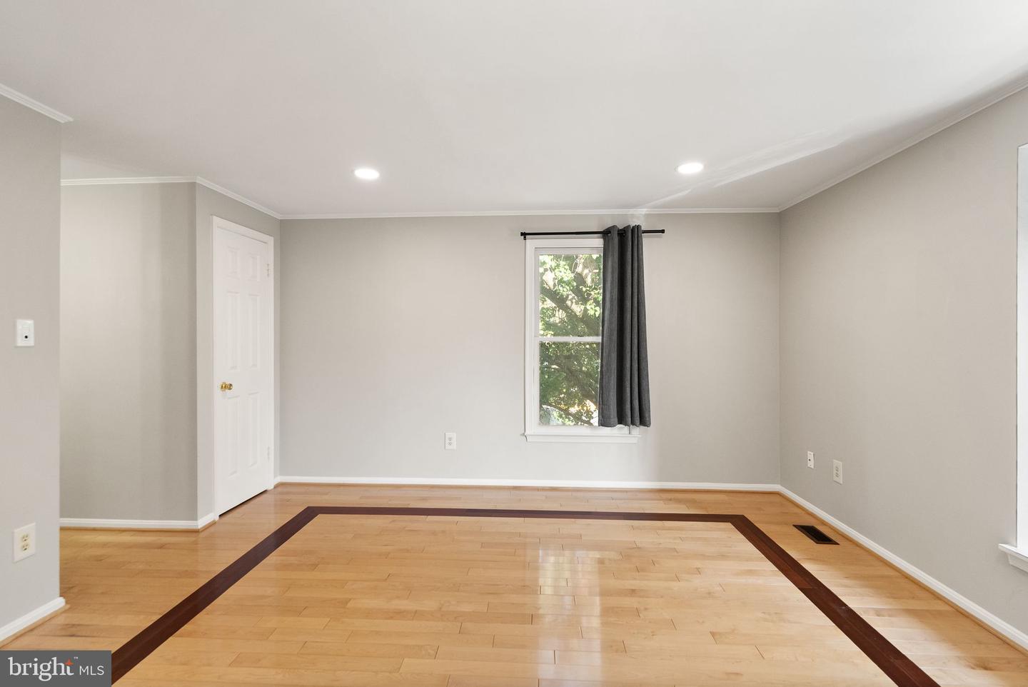 1700 QUIETREE DR, RESTON, Virginia 20194, 3 Bedrooms Bedrooms, ,2 BathroomsBathrooms,Residential,For sale,1700 QUIETREE DR,VAFX2273920 MLS # VAFX2273920