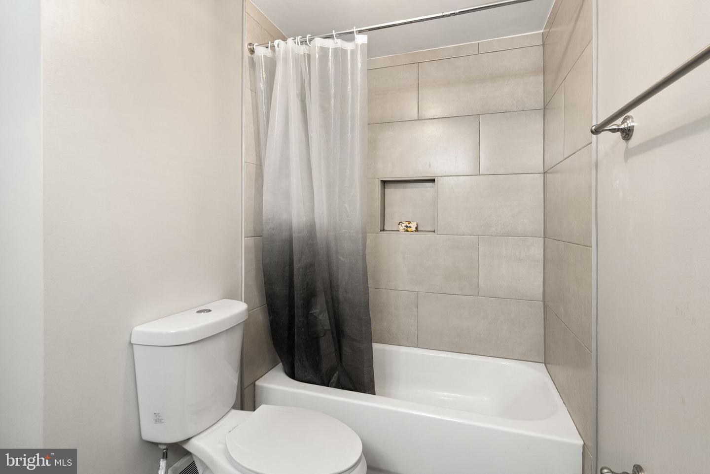 1700 QUIETREE DR, RESTON, Virginia 20194, 3 Bedrooms Bedrooms, ,2 BathroomsBathrooms,Residential,For sale,1700 QUIETREE DR,VAFX2273920 MLS # VAFX2273920