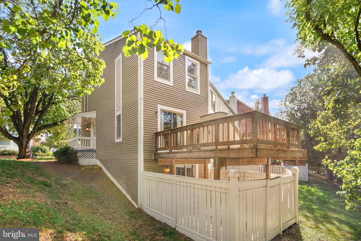 1700 QUIETREE DR, RESTON, Virginia 20194, 3 Bedrooms Bedrooms, ,2 BathroomsBathrooms,Residential,For sale,1700 QUIETREE DR,VAFX2273920 MLS # VAFX2273920