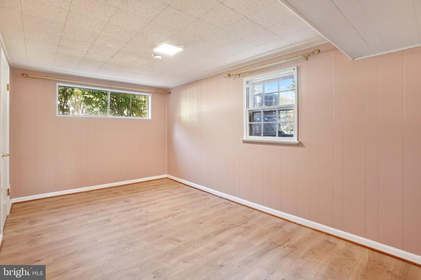 1913 COURTLAND RD, ALEXANDRIA, Virginia 22306, 4 Bedrooms Bedrooms, ,3 BathroomsBathrooms,Residential,For sale,1913 COURTLAND RD,VAFX2273924 MLS # VAFX2273924