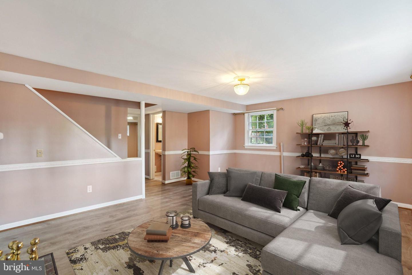 1913 COURTLAND RD, ALEXANDRIA, Virginia 22306, 4 Bedrooms Bedrooms, ,3 BathroomsBathrooms,Residential,For sale,1913 COURTLAND RD,VAFX2273924 MLS # VAFX2273924