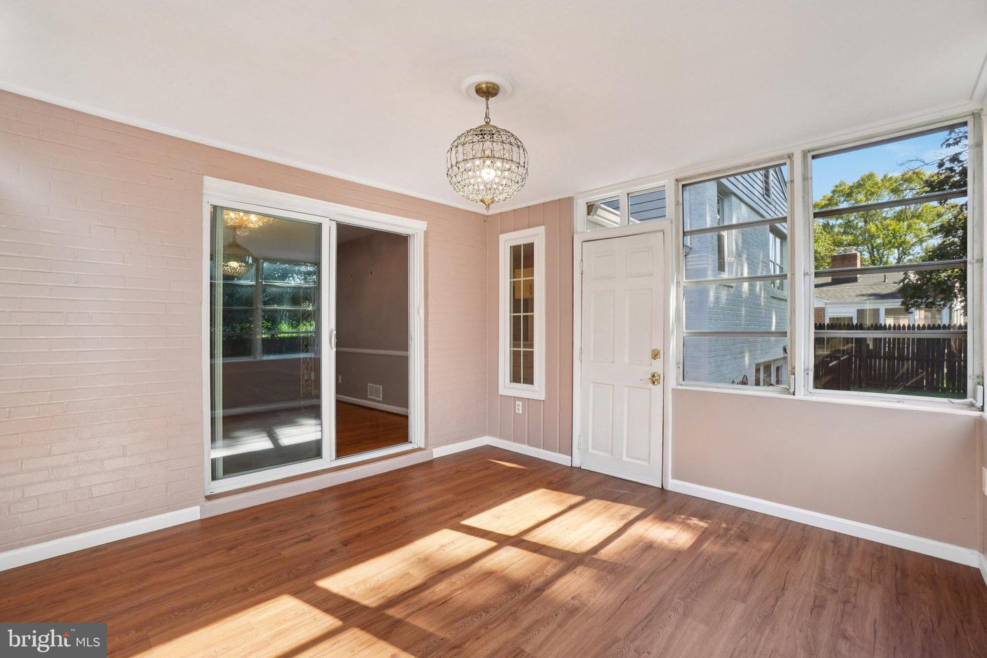1913 COURTLAND RD, ALEXANDRIA, Virginia 22306, 4 Bedrooms Bedrooms, ,3 BathroomsBathrooms,Residential,For sale,1913 COURTLAND RD,VAFX2273924 MLS # VAFX2273924