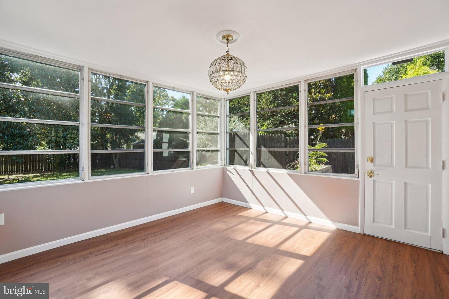 1913 COURTLAND RD, ALEXANDRIA, Virginia 22306, 4 Bedrooms Bedrooms, ,3 BathroomsBathrooms,Residential,For sale,1913 COURTLAND RD,VAFX2273924 MLS # VAFX2273924