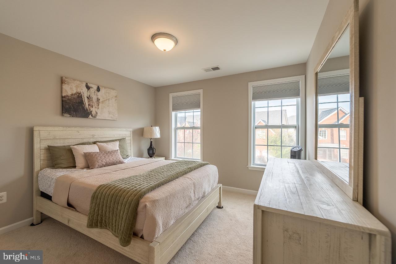 43140 ASHLEY HEIGHTS CIR, ASHBURN, Virginia 20148, 5 Bedrooms Bedrooms, ,4 BathroomsBathrooms,Residential,For sale,43140 ASHLEY HEIGHTS CIR,VALO2108726 MLS # VALO2108726