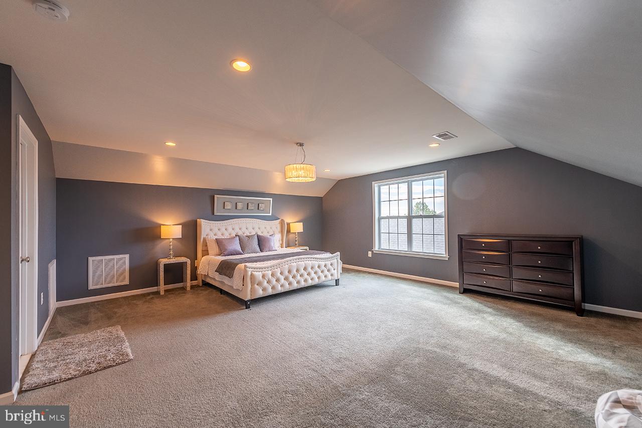 43140 ASHLEY HEIGHTS CIR, ASHBURN, Virginia 20148, 5 Bedrooms Bedrooms, ,4 BathroomsBathrooms,Residential,For sale,43140 ASHLEY HEIGHTS CIR,VALO2108726 MLS # VALO2108726