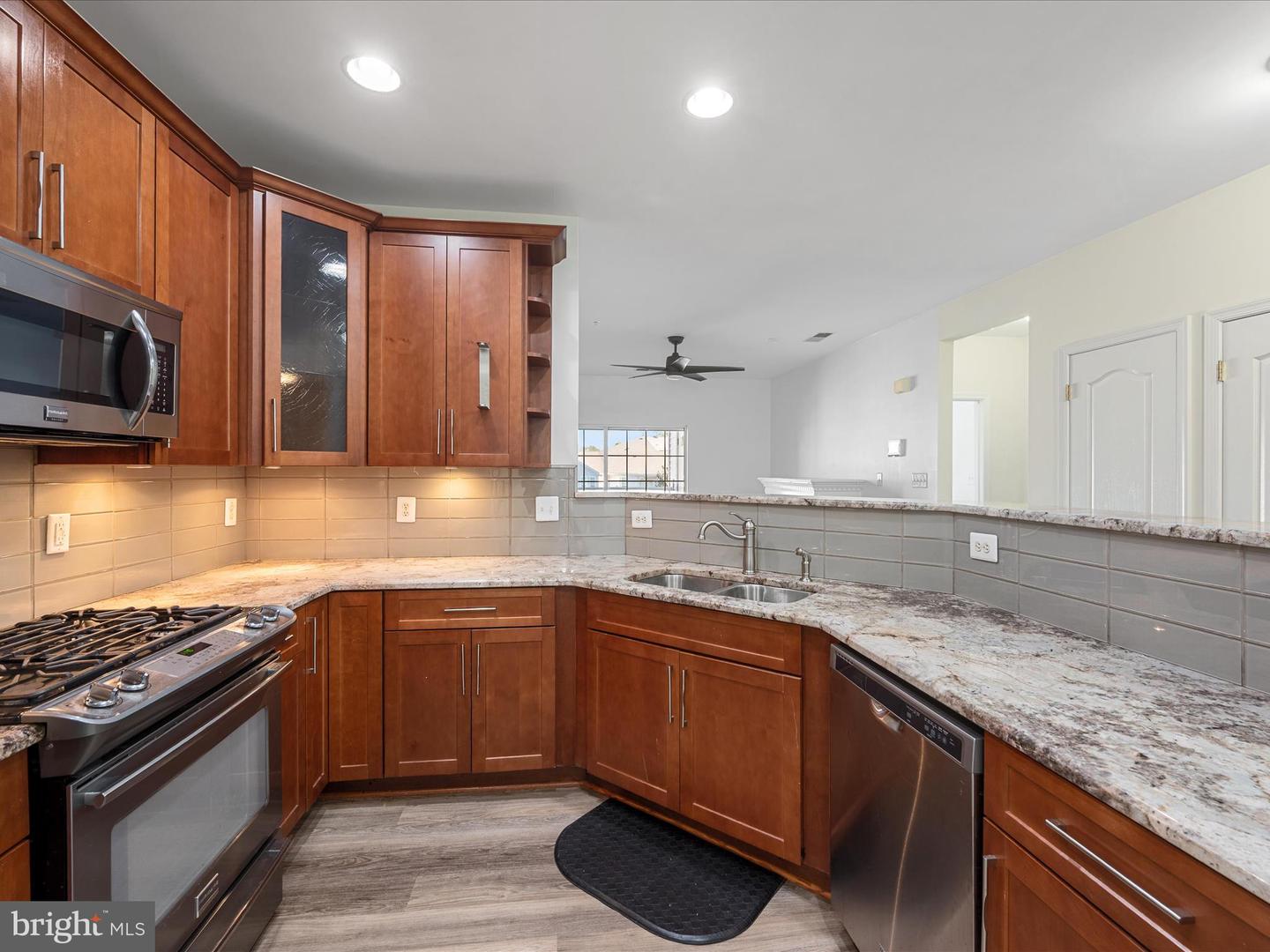 9700 ELZEY PL #UNIT 302, MANASSAS PARK, Virginia 20111, 2 Bedrooms Bedrooms, ,2 BathroomsBathrooms,Residential,For sale,9700 ELZEY PL #UNIT 302,VAMP2003380 MLS # VAMP2003380