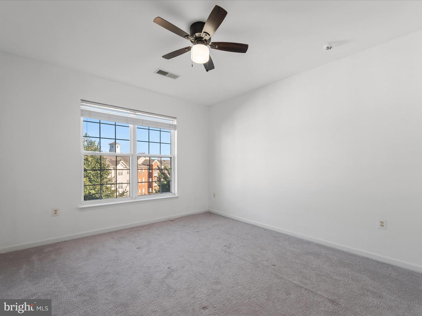 9700 ELZEY PL #UNIT 302, MANASSAS PARK, Virginia 20111, 2 Bedrooms Bedrooms, ,2 BathroomsBathrooms,Residential,For sale,9700 ELZEY PL #UNIT 302,VAMP2003380 MLS # VAMP2003380