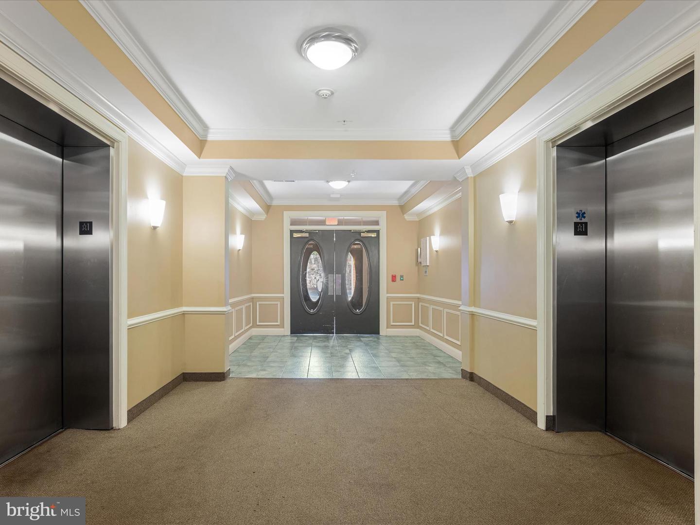 9700 ELZEY PL #UNIT 302, MANASSAS PARK, Virginia 20111, 2 Bedrooms Bedrooms, ,2 BathroomsBathrooms,Residential,For sale,9700 ELZEY PL #UNIT 302,VAMP2003380 MLS # VAMP2003380