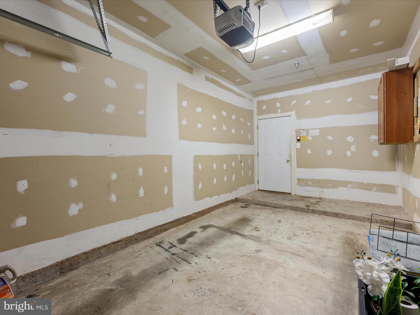 9700 ELZEY PL #UNIT 302, MANASSAS PARK, Virginia 20111, 2 Bedrooms Bedrooms, ,2 BathroomsBathrooms,Residential,For sale,9700 ELZEY PL #UNIT 302,VAMP2003380 MLS # VAMP2003380