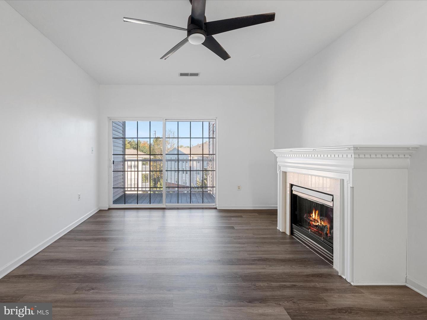 9700 ELZEY PL #UNIT 302, MANASSAS PARK, Virginia 20111, 2 Bedrooms Bedrooms, ,2 BathroomsBathrooms,Residential,For sale,9700 ELZEY PL #UNIT 302,VAMP2003380 MLS # VAMP2003380