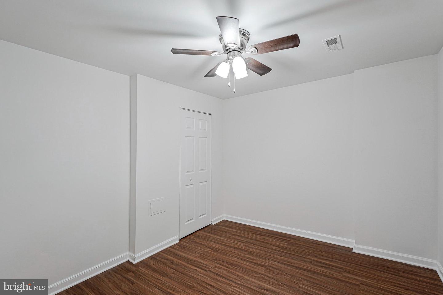 54 HUNTLEY CT, STERLING, Virginia 20165, 3 Bedrooms Bedrooms, ,3 BathroomsBathrooms,Residential,For sale,54 HUNTLEY CT,VALO2108756 MLS # VALO2108756