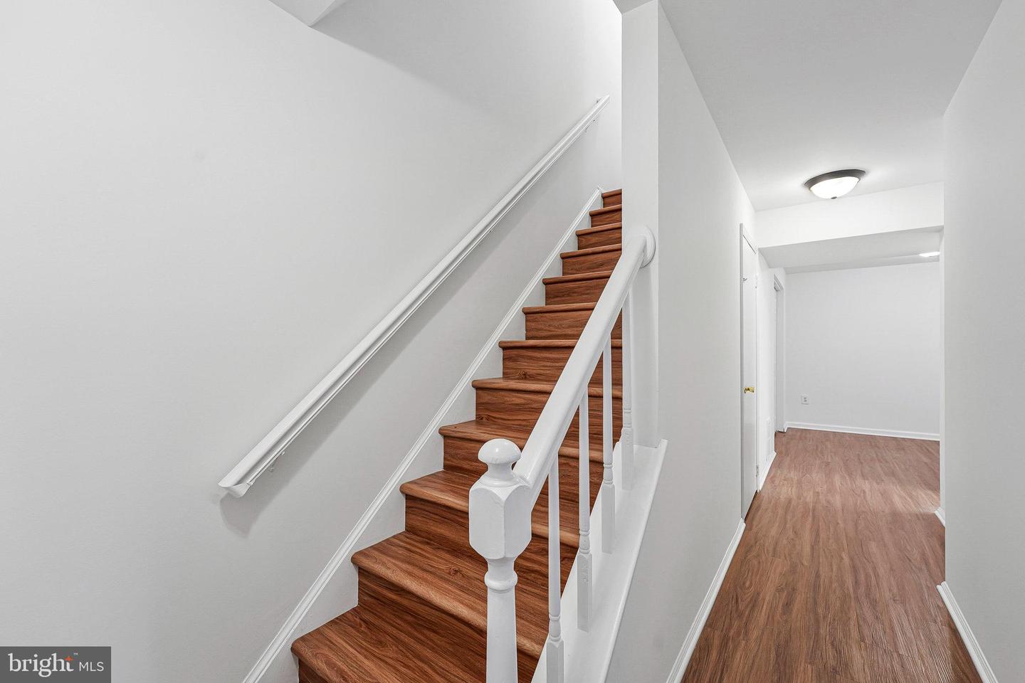 54 HUNTLEY CT, STERLING, Virginia 20165, 3 Bedrooms Bedrooms, ,3 BathroomsBathrooms,Residential,For sale,54 HUNTLEY CT,VALO2108756 MLS # VALO2108756