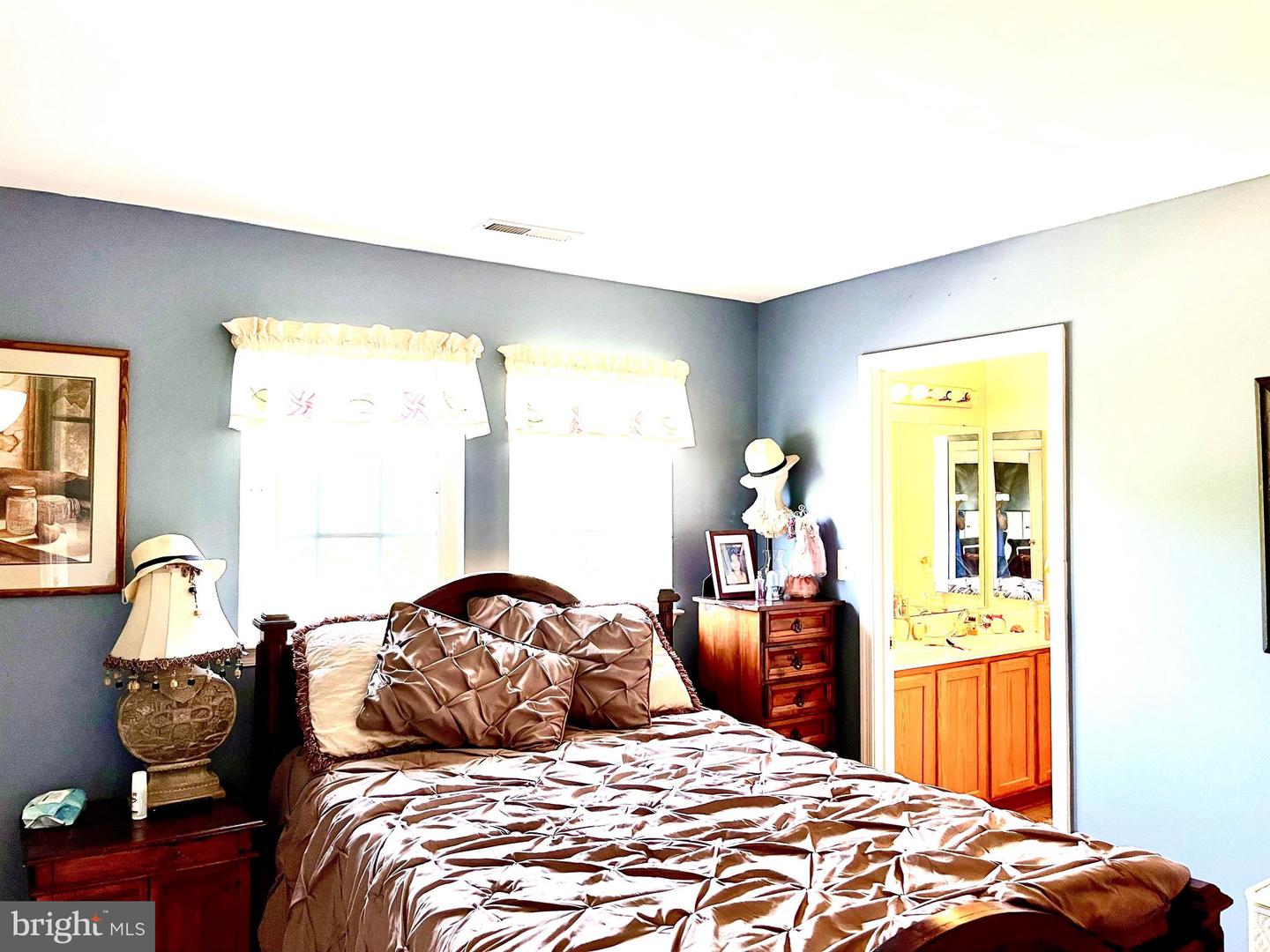 10240 INCHBERRY CT, BRISTOW, Virginia 20136, 4 Bedrooms Bedrooms, ,4 BathroomsBathrooms,Residential,For sale,10240 INCHBERRY CT,VAPW2105878 MLS # VAPW2105878