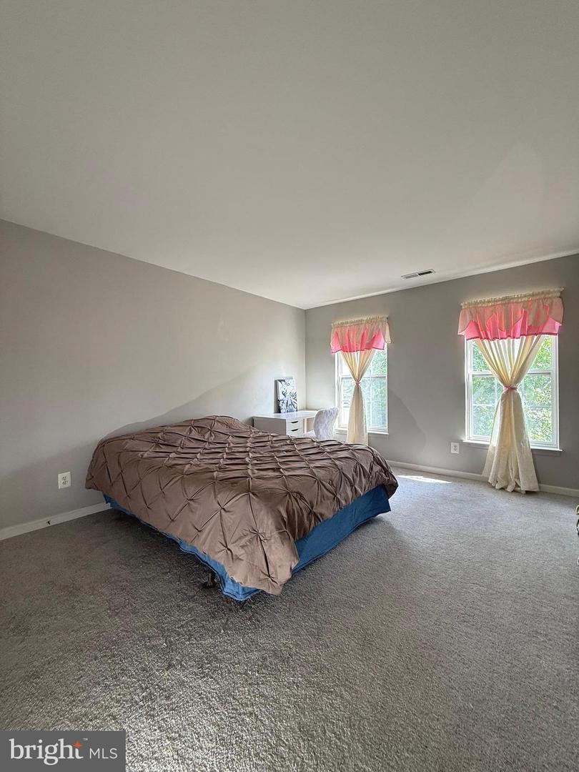 10240 INCHBERRY CT, BRISTOW, Virginia 20136, 4 Bedrooms Bedrooms, ,4 BathroomsBathrooms,Residential,For sale,10240 INCHBERRY CT,VAPW2105878 MLS # VAPW2105878