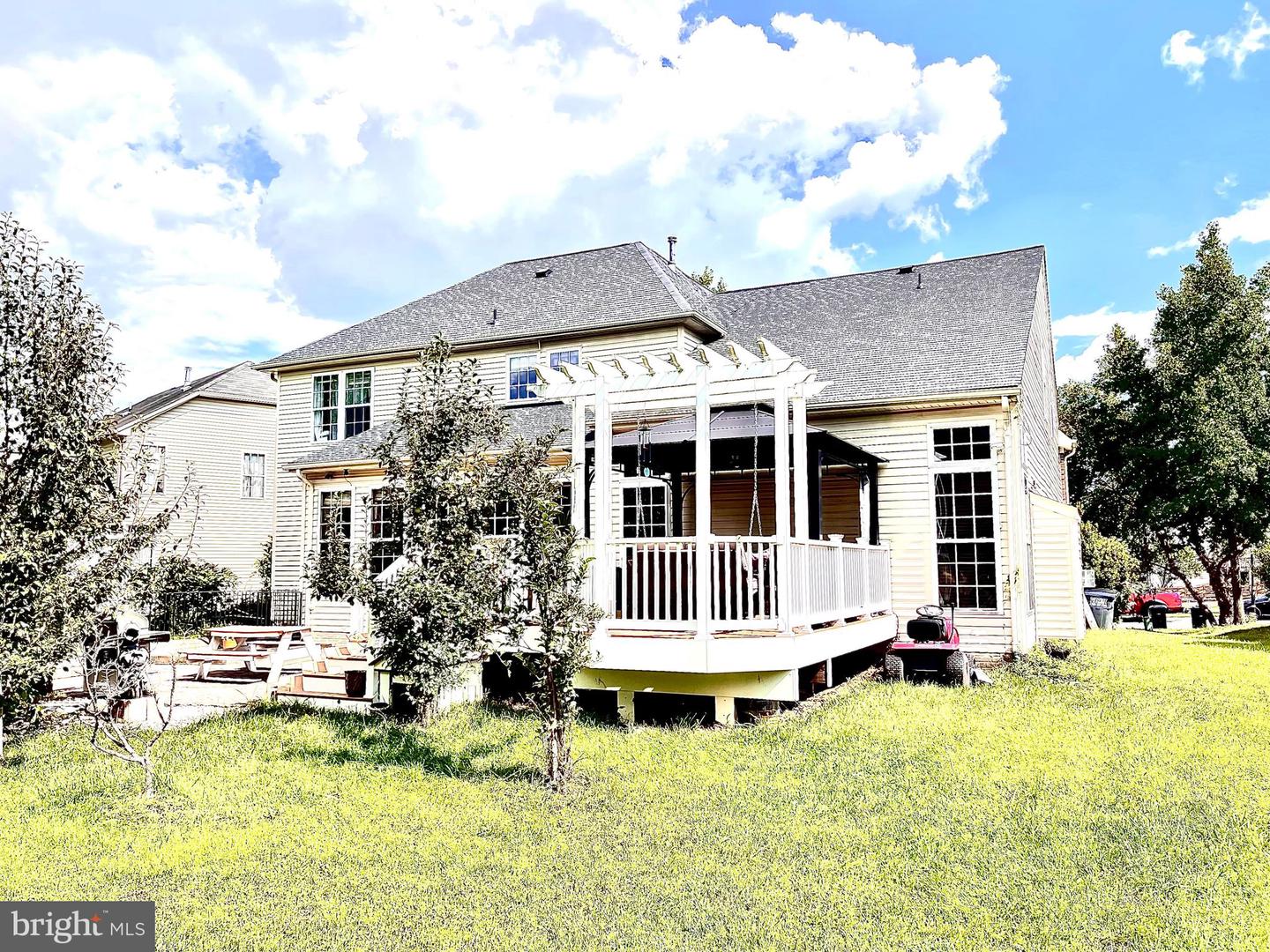 10240 INCHBERRY CT, BRISTOW, Virginia 20136, 4 Bedrooms Bedrooms, ,4 BathroomsBathrooms,Residential,For sale,10240 INCHBERRY CT,VAPW2105878 MLS # VAPW2105878