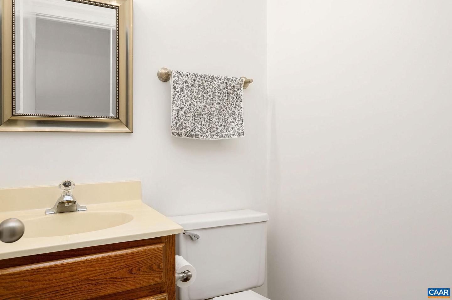 1270 MAPLE VIEW DR, CHARLOTTESVILLE, Virginia 22902, 2 Bedrooms Bedrooms, ,1 BathroomBathrooms,Residential,For sale,1270 MAPLE VIEW DR,669938 MLS # 669938