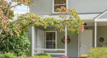 1270 MAPLE VIEW DR, CHARLOTTESVILLE, Virginia 22902, 2 Bedrooms Bedrooms, ,1 BathroomBathrooms,Residential,For sale,1270 MAPLE VIEW DR,669938 MLS # 669938