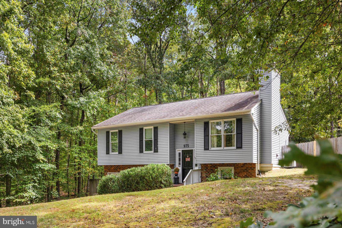 975 SWAN LN, RUTHER GLEN, Virginia 22546, 4 Bedrooms Bedrooms, ,2 BathroomsBathrooms,Residential,For sale,975 SWAN LN,VACV2008976 MLS # VACV2008976