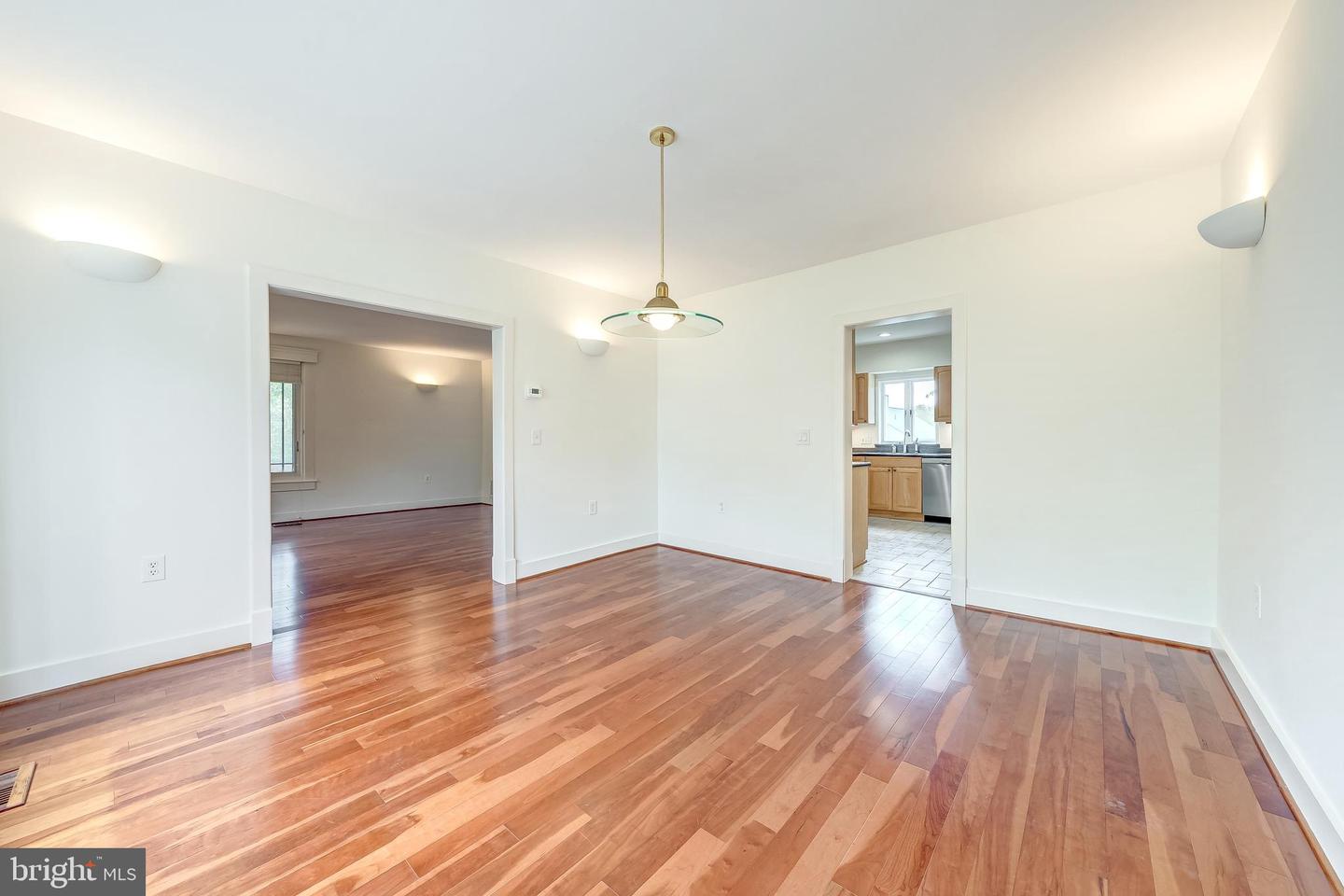 35551 SASSAFRAS DR, ROUND HILL, Virginia 20141, 3 Bedrooms Bedrooms, ,2 BathroomsBathrooms,Residential,For sale,35551 SASSAFRAS DR,VALO2108758 MLS # VALO2108758