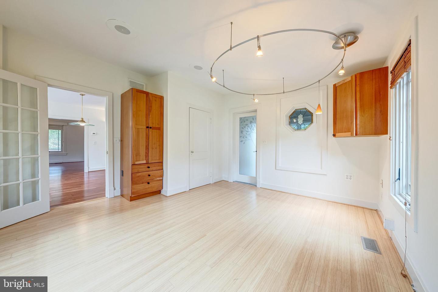 35551 SASSAFRAS DR, ROUND HILL, Virginia 20141, 3 Bedrooms Bedrooms, ,2 BathroomsBathrooms,Residential,For sale,35551 SASSAFRAS DR,VALO2108758 MLS # VALO2108758