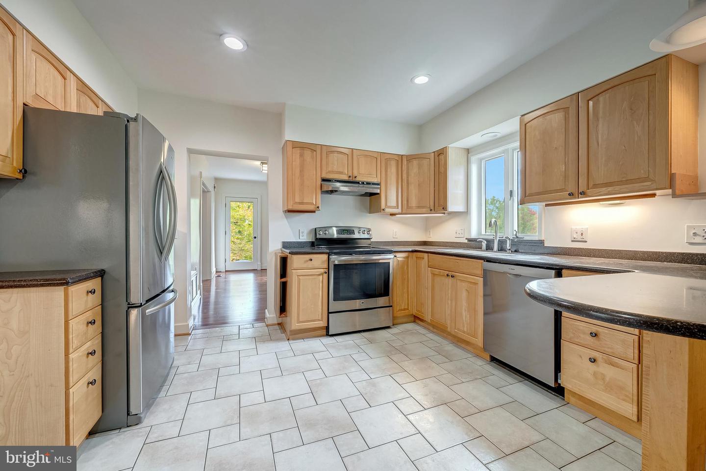 35551 SASSAFRAS DR, ROUND HILL, Virginia 20141, 3 Bedrooms Bedrooms, ,2 BathroomsBathrooms,Residential,For sale,35551 SASSAFRAS DR,VALO2108758 MLS # VALO2108758