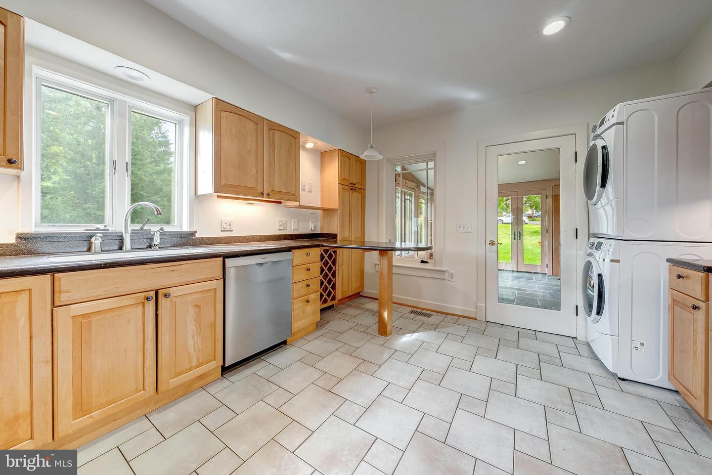 35551 SASSAFRAS DR, ROUND HILL, Virginia 20141, 3 Bedrooms Bedrooms, ,2 BathroomsBathrooms,Residential,For sale,35551 SASSAFRAS DR,VALO2108758 MLS # VALO2108758