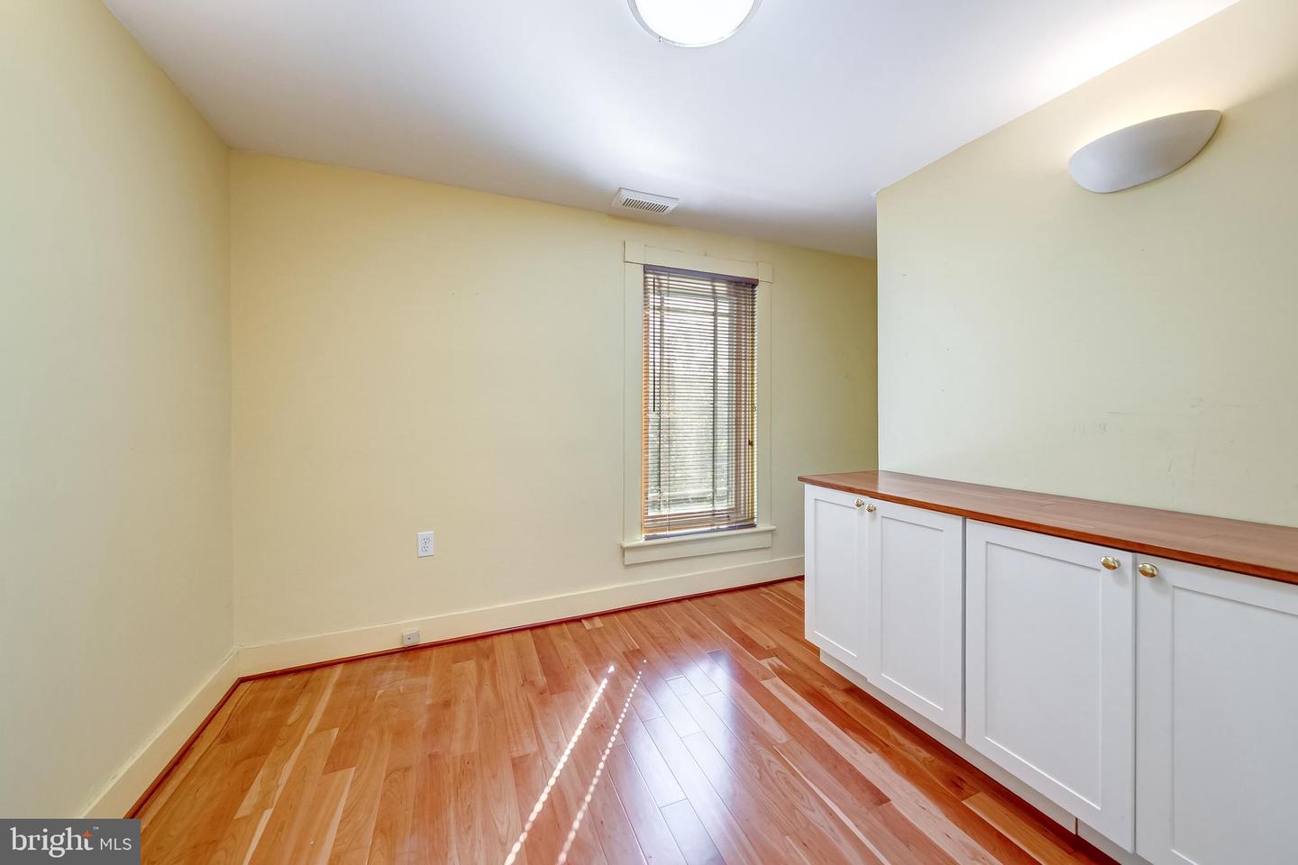 35551 SASSAFRAS DR, ROUND HILL, Virginia 20141, 3 Bedrooms Bedrooms, ,2 BathroomsBathrooms,Residential,For sale,35551 SASSAFRAS DR,VALO2108758 MLS # VALO2108758