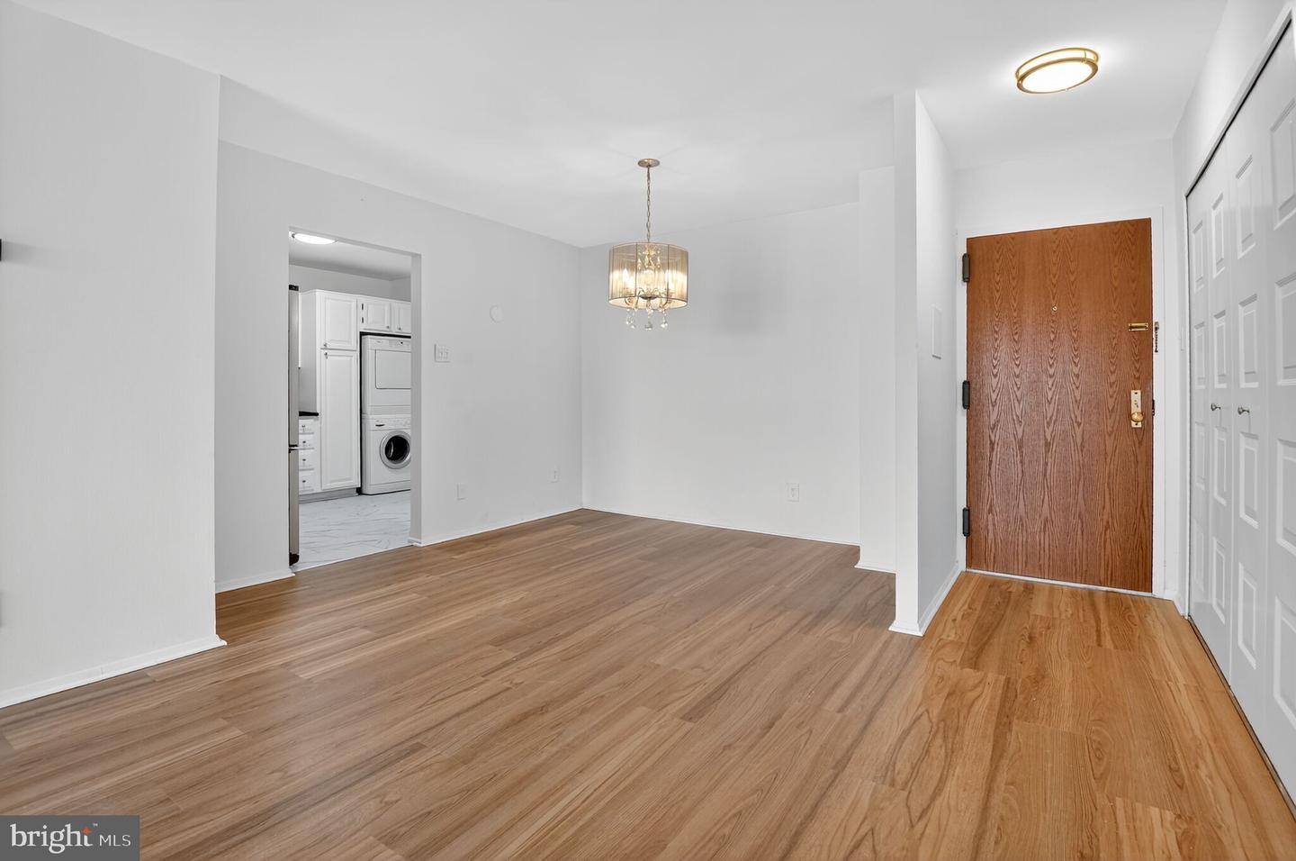 1800 OLD MEADOW RD #1415, MCLEAN, Virginia 22102, 1 Bedroom Bedrooms, ,1 BathroomBathrooms,Residential,For sale,1800 OLD MEADOW RD #1415,VAFX2274026 MLS # VAFX2274026