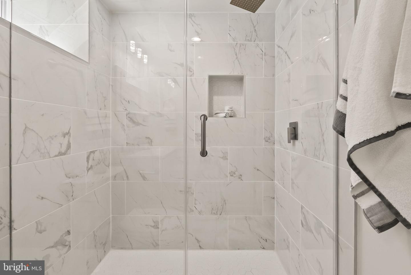 620 MELROSE ST, ALEXANDRIA, Virginia 22302, 4 Bedrooms Bedrooms, ,3 BathroomsBathrooms,Residential,For sale,620 MELROSE ST,VAAX2050746 MLS # VAAX2050746