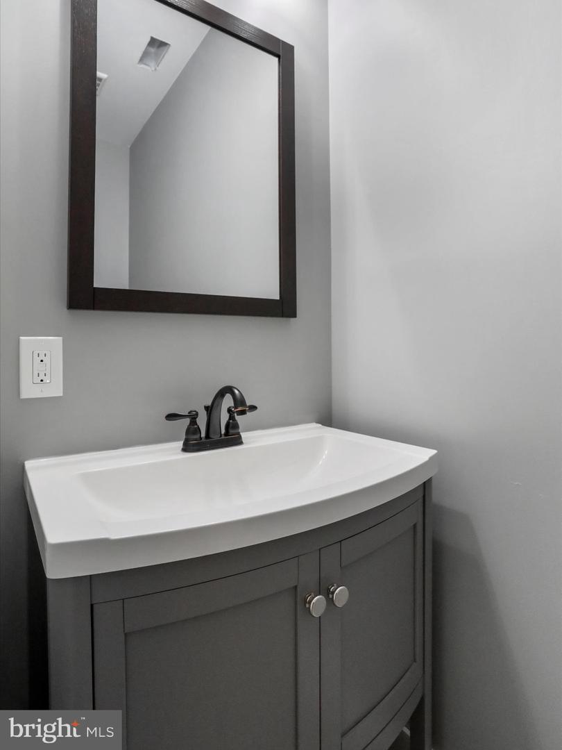 2678 BOLIVER RD, FORT VALLEY, Virginia 22652, 3 Bedrooms Bedrooms, ,2 BathroomsBathrooms,Residential,For sale,2678 BOLIVER RD,VASH2012758 MLS # VASH2012758