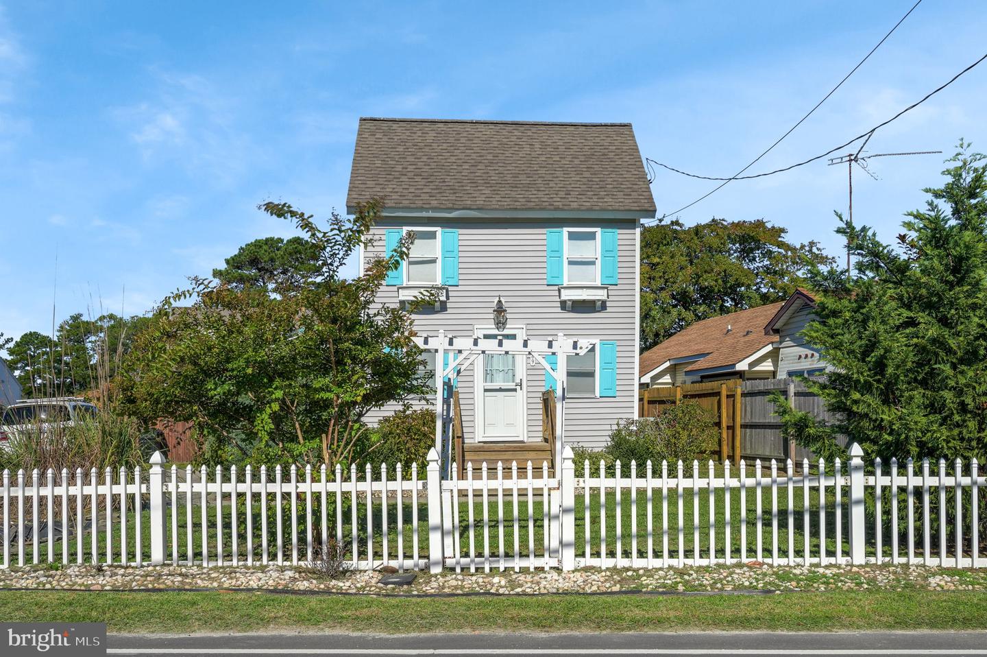 3189 RIDGE RD, CHINCOTEAGUE ISLAND, Virginia 23336, 2 Bedrooms Bedrooms, ,1 BathroomBathrooms,Residential,For sale,3189 RIDGE RD,VAAC2002306 MLS # VAAC2002306