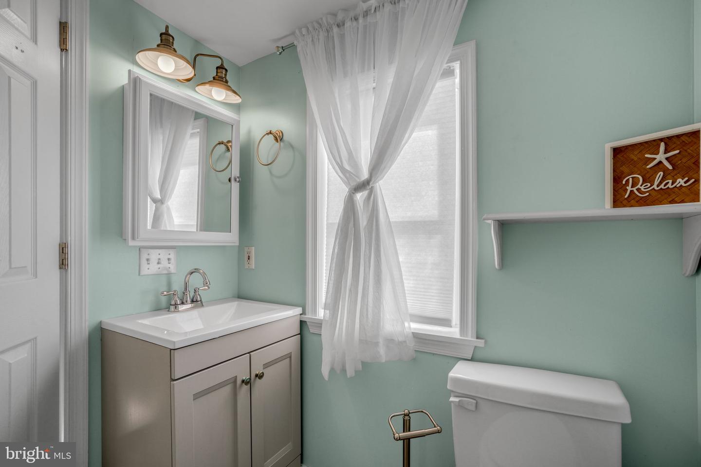 3189 RIDGE RD, CHINCOTEAGUE ISLAND, Virginia 23336, 2 Bedrooms Bedrooms, ,1 BathroomBathrooms,Residential,For sale,3189 RIDGE RD,VAAC2002306 MLS # VAAC2002306