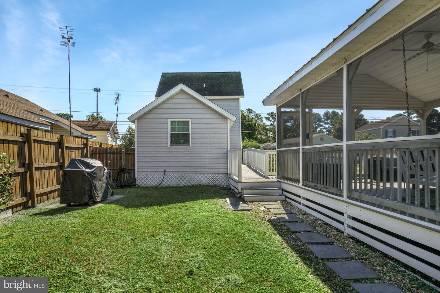 3189 RIDGE RD, CHINCOTEAGUE ISLAND, Virginia 23336, 2 Bedrooms Bedrooms, ,1 BathroomBathrooms,Residential,For sale,3189 RIDGE RD,VAAC2002306 MLS # VAAC2002306