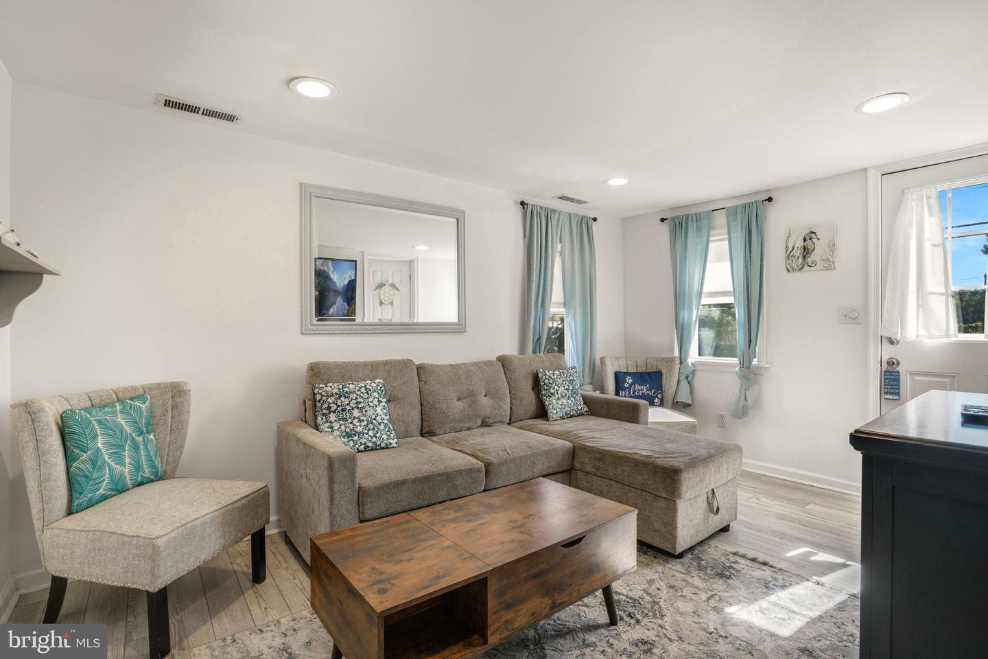 3189 RIDGE RD, CHINCOTEAGUE ISLAND, Virginia 23336, 2 Bedrooms Bedrooms, ,1 BathroomBathrooms,Residential,For sale,3189 RIDGE RD,VAAC2002306 MLS # VAAC2002306