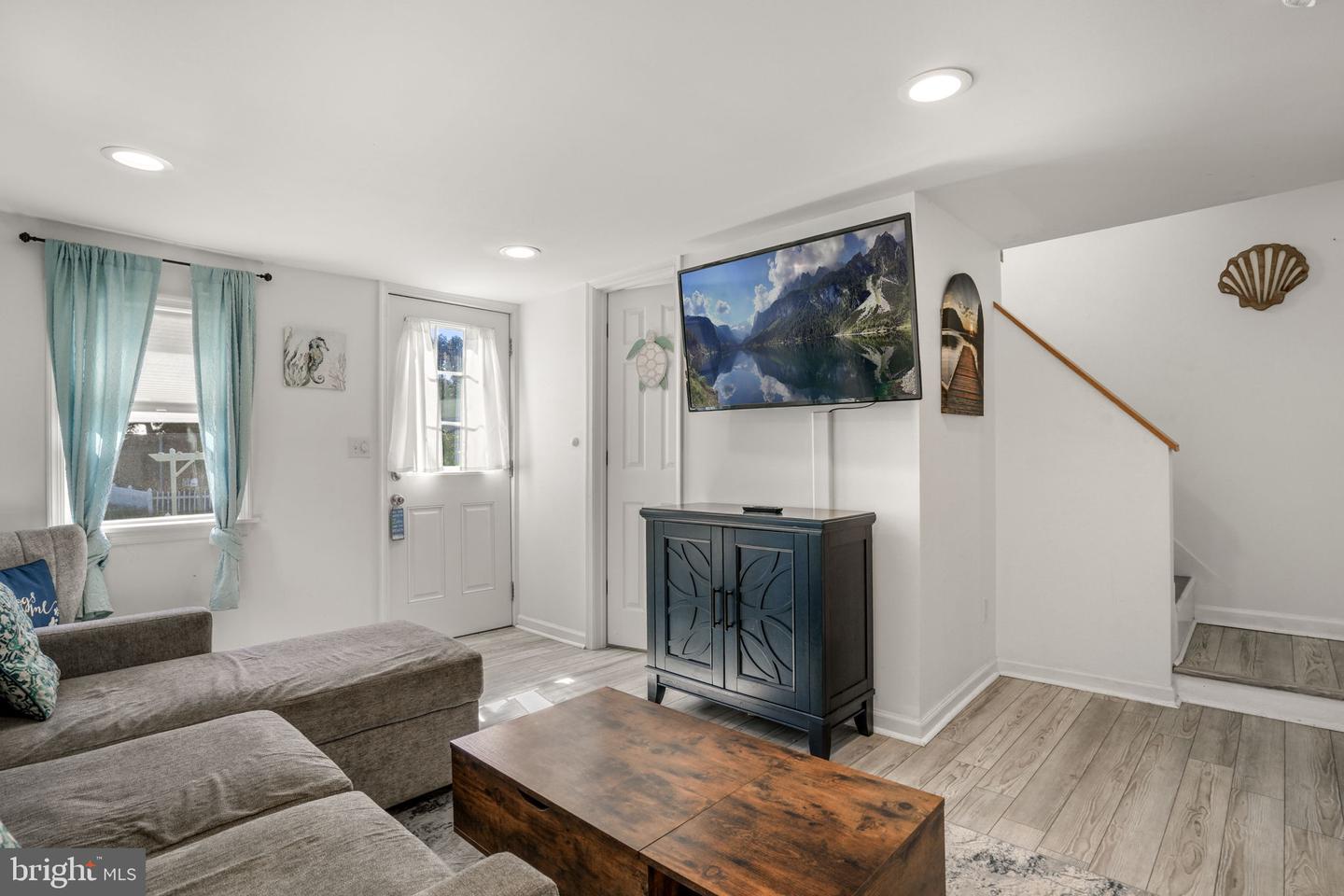 3189 RIDGE RD, CHINCOTEAGUE ISLAND, Virginia 23336, 2 Bedrooms Bedrooms, ,1 BathroomBathrooms,Residential,For sale,3189 RIDGE RD,VAAC2002306 MLS # VAAC2002306