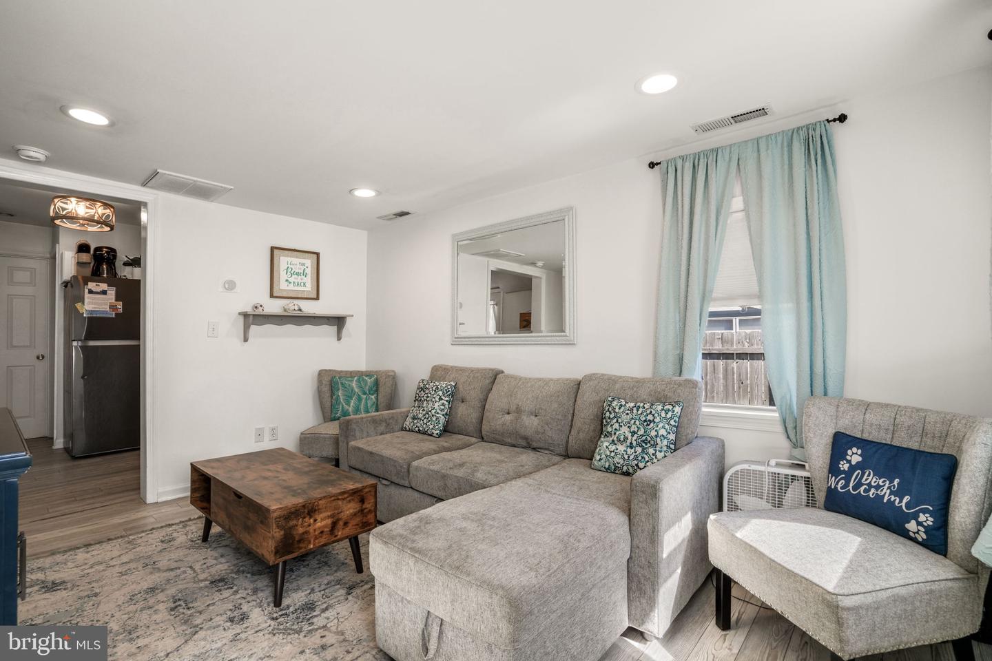 3189 RIDGE RD, CHINCOTEAGUE ISLAND, Virginia 23336, 2 Bedrooms Bedrooms, ,1 BathroomBathrooms,Residential,For sale,3189 RIDGE RD,VAAC2002306 MLS # VAAC2002306