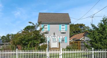 3189 RIDGE RD, CHINCOTEAGUE ISLAND, Virginia 23336, 2 Bedrooms Bedrooms, ,1 BathroomBathrooms,Residential,For sale,3189 RIDGE RD,VAAC2002306 MLS # VAAC2002306