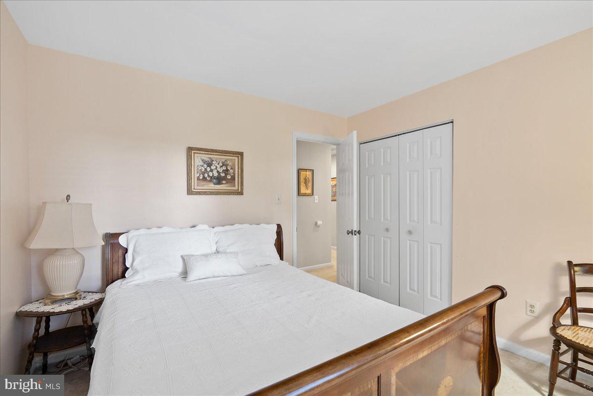 3920 OAK ST, FAIRFAX, Virginia 22030, 3 Bedrooms Bedrooms, ,3 BathroomsBathrooms,Residential,For sale,3920 OAK ST,VAFC2007178 MLS # VAFC2007178