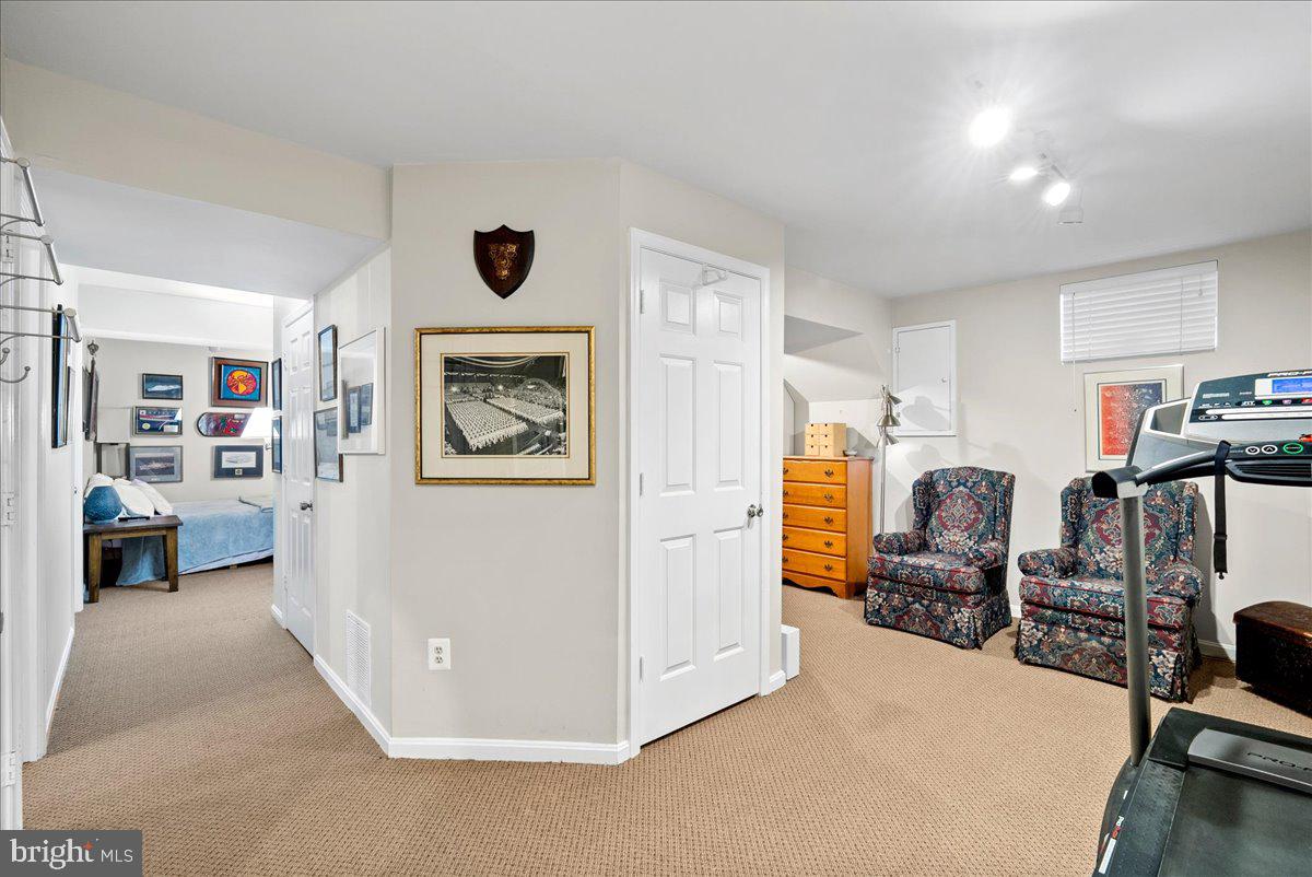 3920 OAK ST, FAIRFAX, Virginia 22030, 3 Bedrooms Bedrooms, ,3 BathroomsBathrooms,Residential,For sale,3920 OAK ST,VAFC2007178 MLS # VAFC2007178