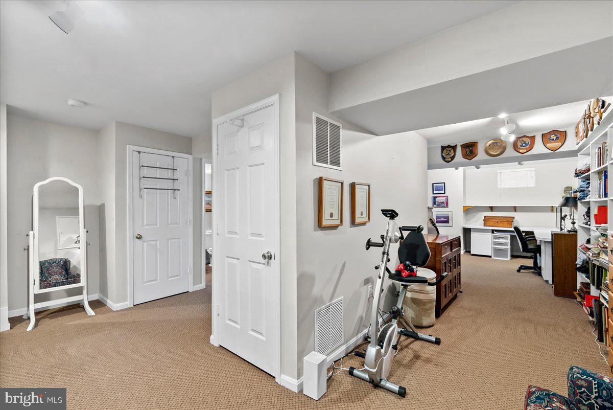 3920 OAK ST, FAIRFAX, Virginia 22030, 3 Bedrooms Bedrooms, ,3 BathroomsBathrooms,Residential,For sale,3920 OAK ST,VAFC2007178 MLS # VAFC2007178
