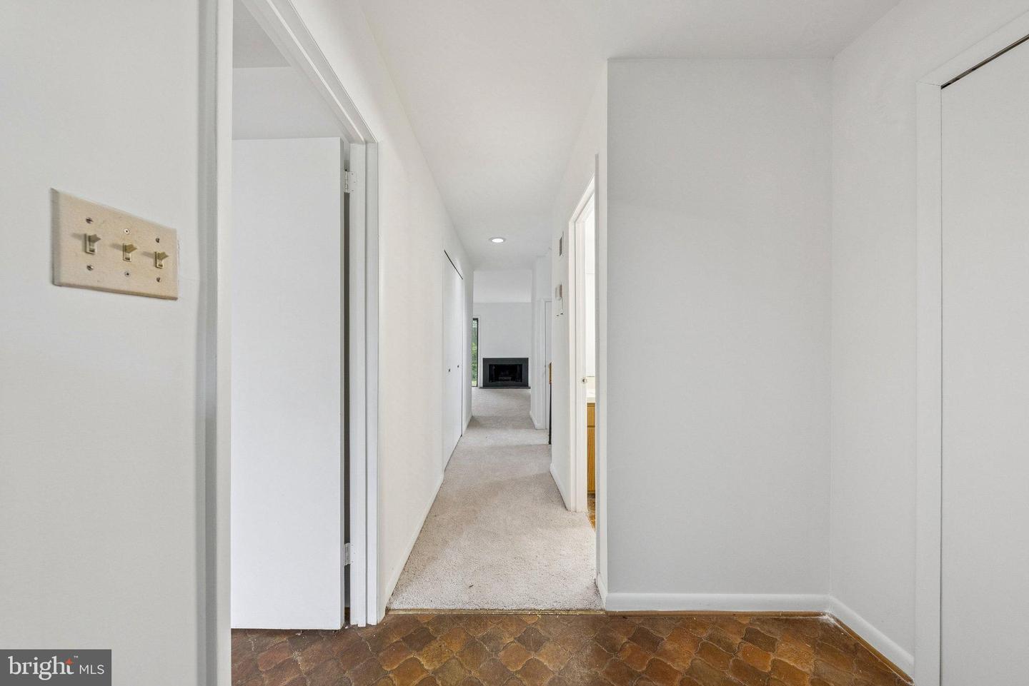 2015 WETHERSFIELD CT, RESTON, Virginia 20191, 3 Bedrooms Bedrooms, 6 Rooms Rooms,2 BathroomsBathrooms,Residential,For sale,2015 WETHERSFIELD CT,VAFX2274084 MLS # VAFX2274084