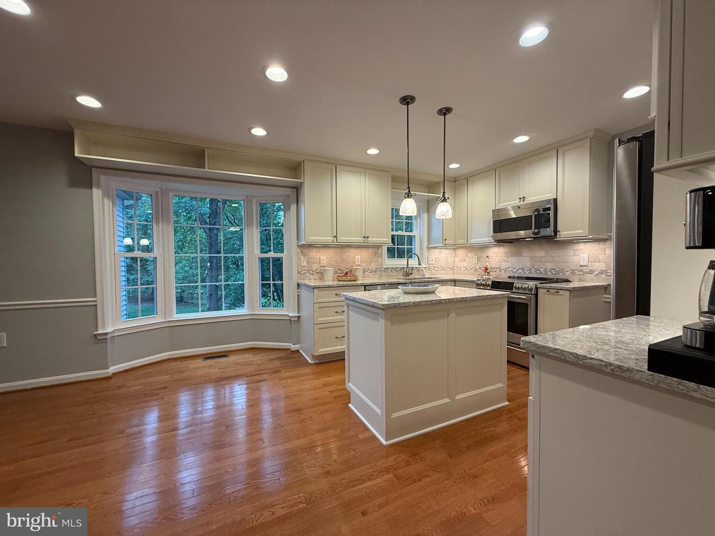 2700 REIGN ST, HERNDON, Virginia 20171, 5 Bedrooms Bedrooms, 20 Rooms Rooms,2 BathroomsBathrooms,Residential,For sale,2700 REIGN ST,VAFX2274110 MLS # VAFX2274110
