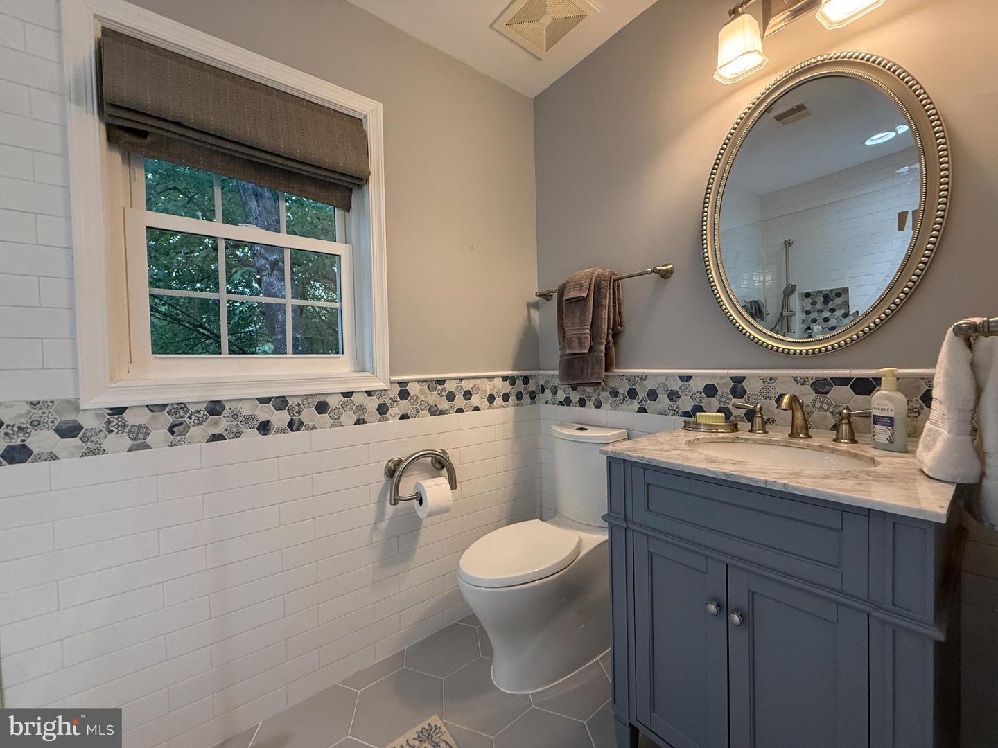 2700 REIGN ST, HERNDON, Virginia 20171, 5 Bedrooms Bedrooms, 20 Rooms Rooms,2 BathroomsBathrooms,Residential,For sale,2700 REIGN ST,VAFX2274110 MLS # VAFX2274110