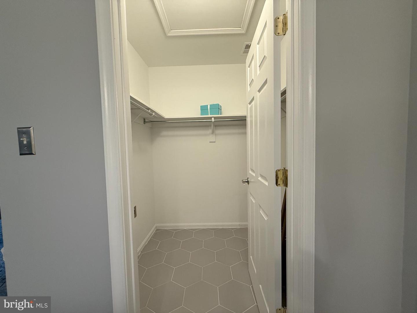 2700 REIGN ST, HERNDON, Virginia 20171, 5 Bedrooms Bedrooms, 20 Rooms Rooms,2 BathroomsBathrooms,Residential,For sale,2700 REIGN ST,VAFX2274110 MLS # VAFX2274110
