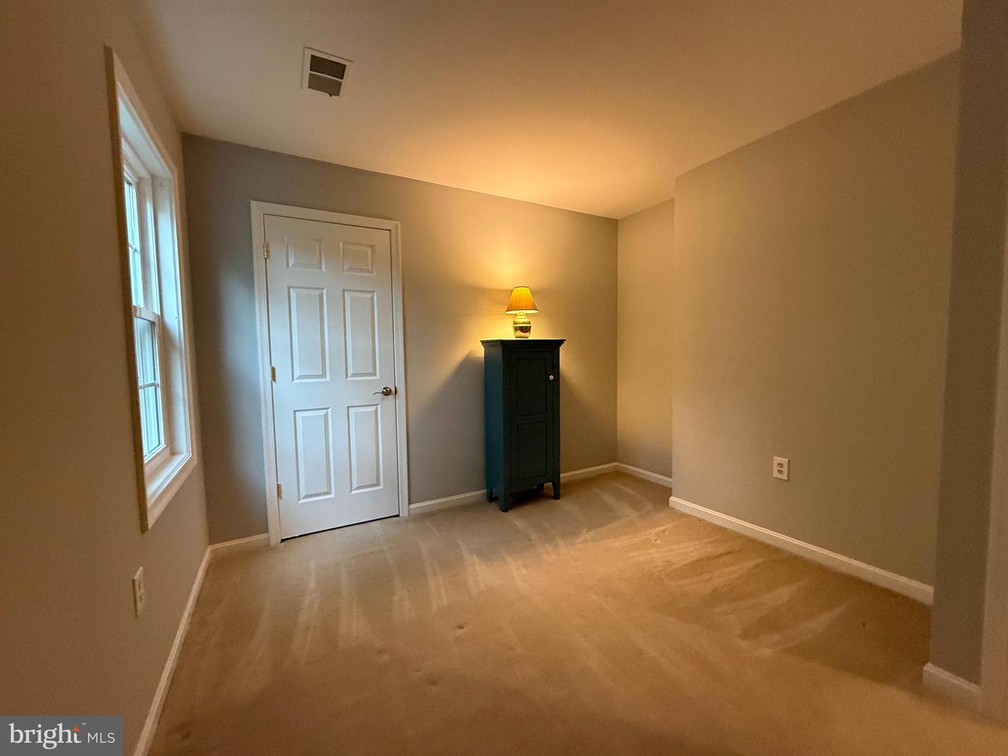2700 REIGN ST, HERNDON, Virginia 20171, 5 Bedrooms Bedrooms, 20 Rooms Rooms,2 BathroomsBathrooms,Residential,For sale,2700 REIGN ST,VAFX2274110 MLS # VAFX2274110