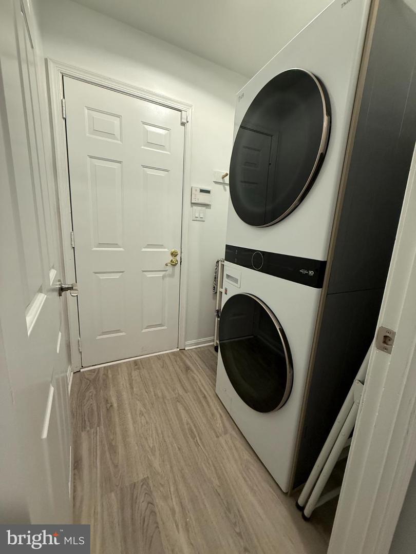 2700 REIGN ST, HERNDON, Virginia 20171, 5 Bedrooms Bedrooms, 17 Rooms Rooms,2 BathroomsBathrooms,Residential,For sale,2700 REIGN ST,VAFX2274110 MLS # VAFX2274110 2700 REIGN ST, HERNDON, Virginia 20171, 5 Bedrooms Bedrooms, 17 Rooms Rooms,2 BathroomsBathrooms,Residential,For sale,2700 REIGN ST,VAFX2274110 MLS # VAFX2274110