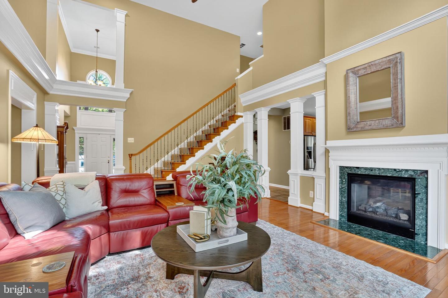 8157 AMERICAN HOLLY RD, LORTON, Virginia 22079, 4 Bedrooms Bedrooms, ,4 BathroomsBathrooms,Residential,For sale,8157 AMERICAN HOLLY RD,VAFX2274128 MLS # VAFX2274128