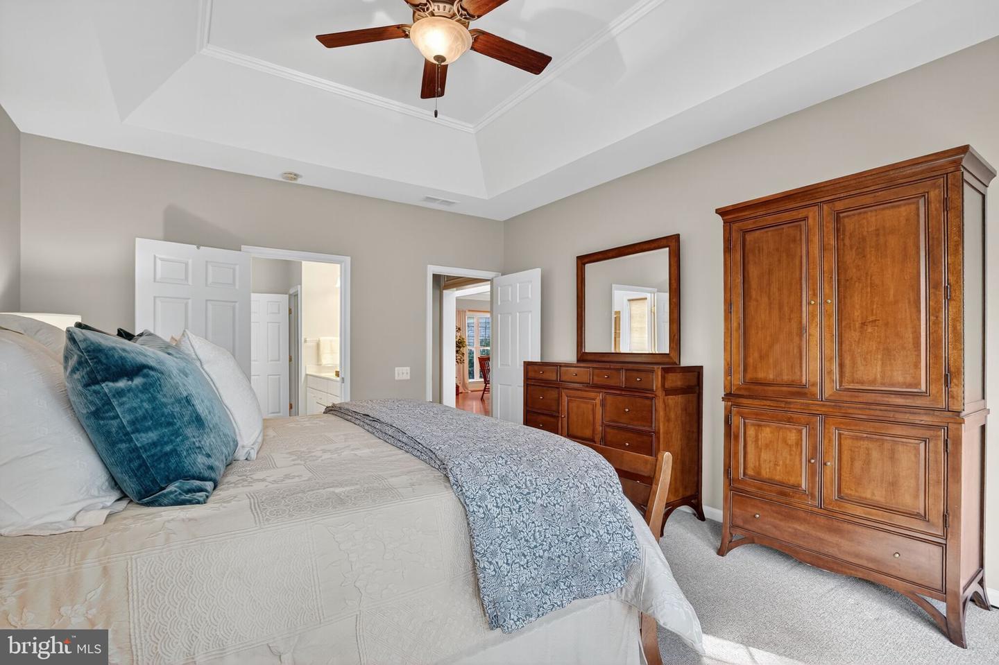 8157 AMERICAN HOLLY RD, LORTON, Virginia 22079, 4 Bedrooms Bedrooms, ,4 BathroomsBathrooms,Residential,For sale,8157 AMERICAN HOLLY RD,VAFX2274128 MLS # VAFX2274128