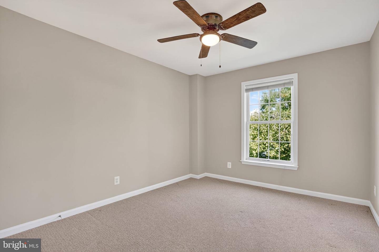 8157 AMERICAN HOLLY RD, LORTON, Virginia 22079, 4 Bedrooms Bedrooms, ,4 BathroomsBathrooms,Residential,For sale,8157 AMERICAN HOLLY RD,VAFX2274128 MLS # VAFX2274128