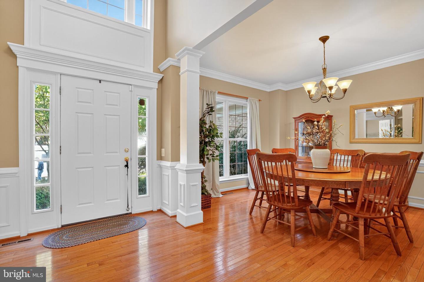 8157 AMERICAN HOLLY RD, LORTON, Virginia 22079, 4 Bedrooms Bedrooms, ,4 BathroomsBathrooms,Residential,For sale,8157 AMERICAN HOLLY RD,VAFX2274128 MLS # VAFX2274128